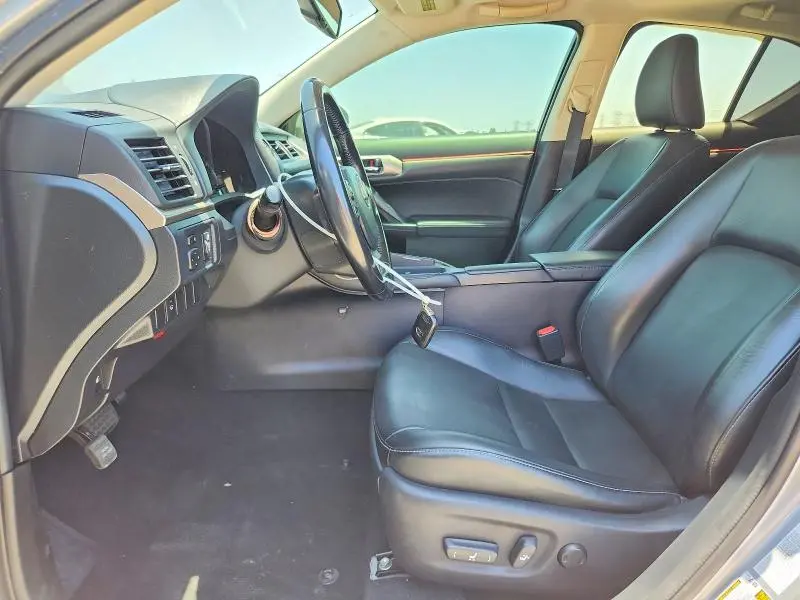 2016 LEXUS CT 200  