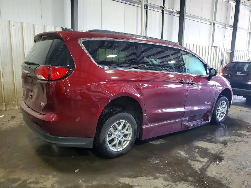 2021 CHRYSLER VOYAGER LXI  