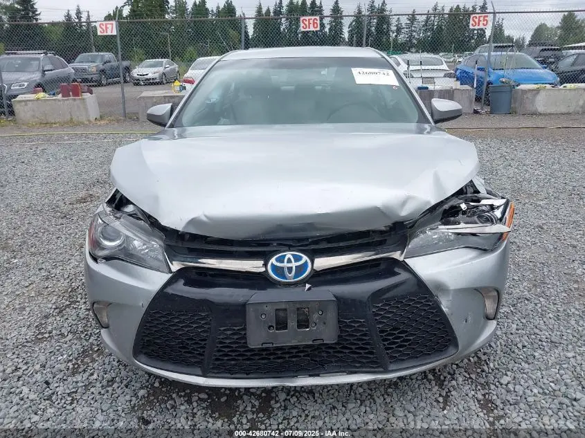 2015 TOYOTA CAMRY HYBRID SE