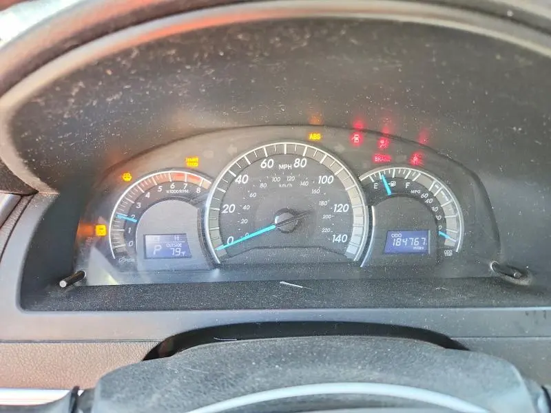 2012 TOYOTA CAMRY SE  