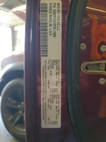 2023 RAM 1500 CLASSIC SLT  