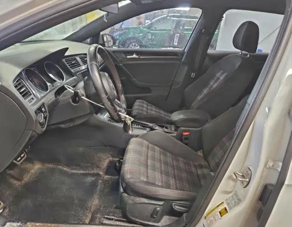 2017 VOLKSWAGEN GTI S  