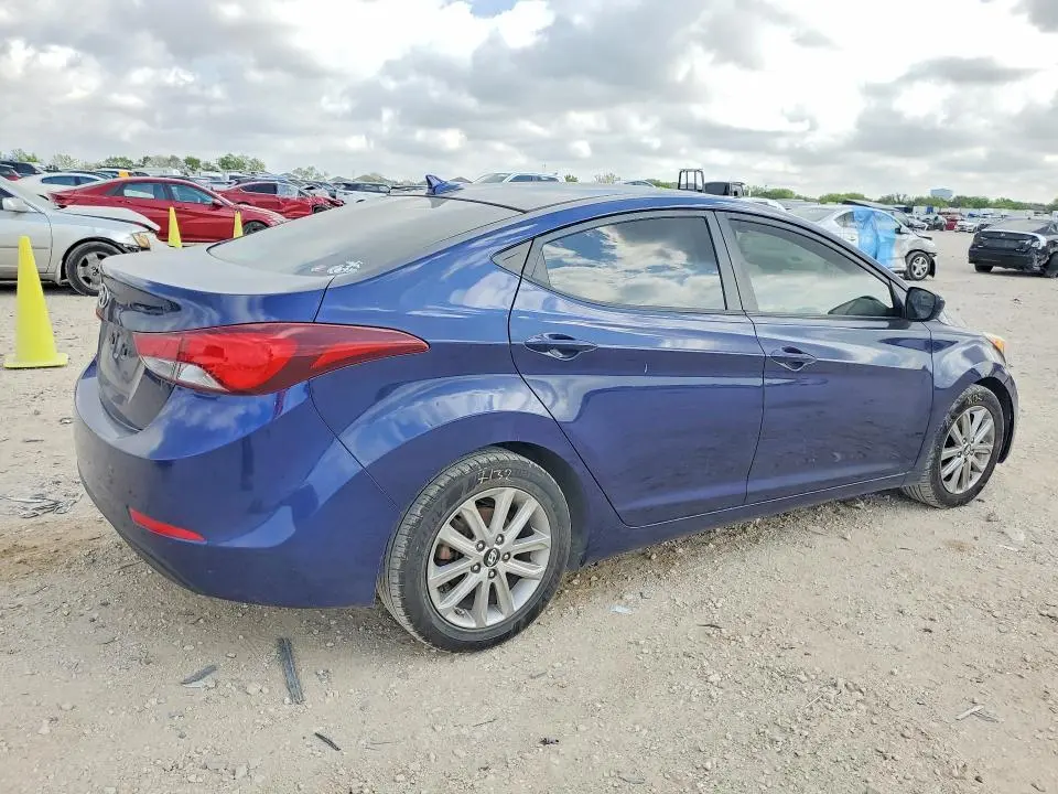 2014 HYUNDAI ELANTRA SE  