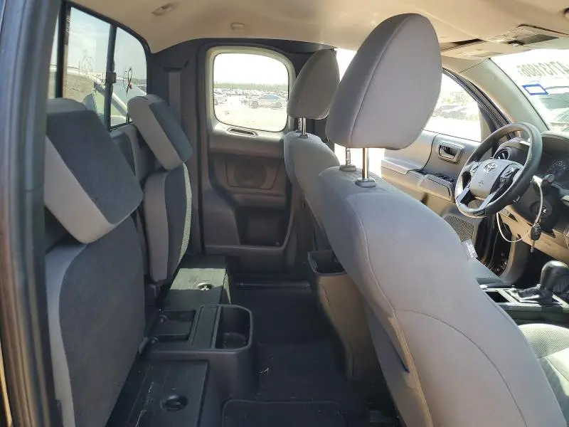 2020 TOYOTA TACOMA SR  