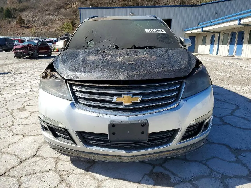 2015 CHEVROLET TRAVERSE LT  