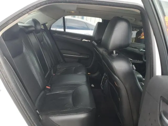 2016 CHRYSLER 300C   