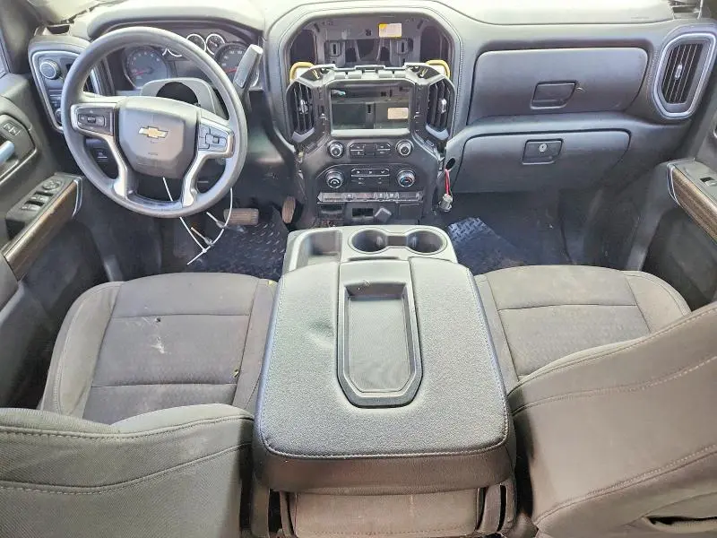 2020 CHEVROLET SILVERADO C1500 LT  