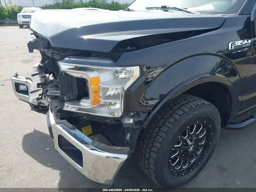 2020 FORD F-150 LARIAT