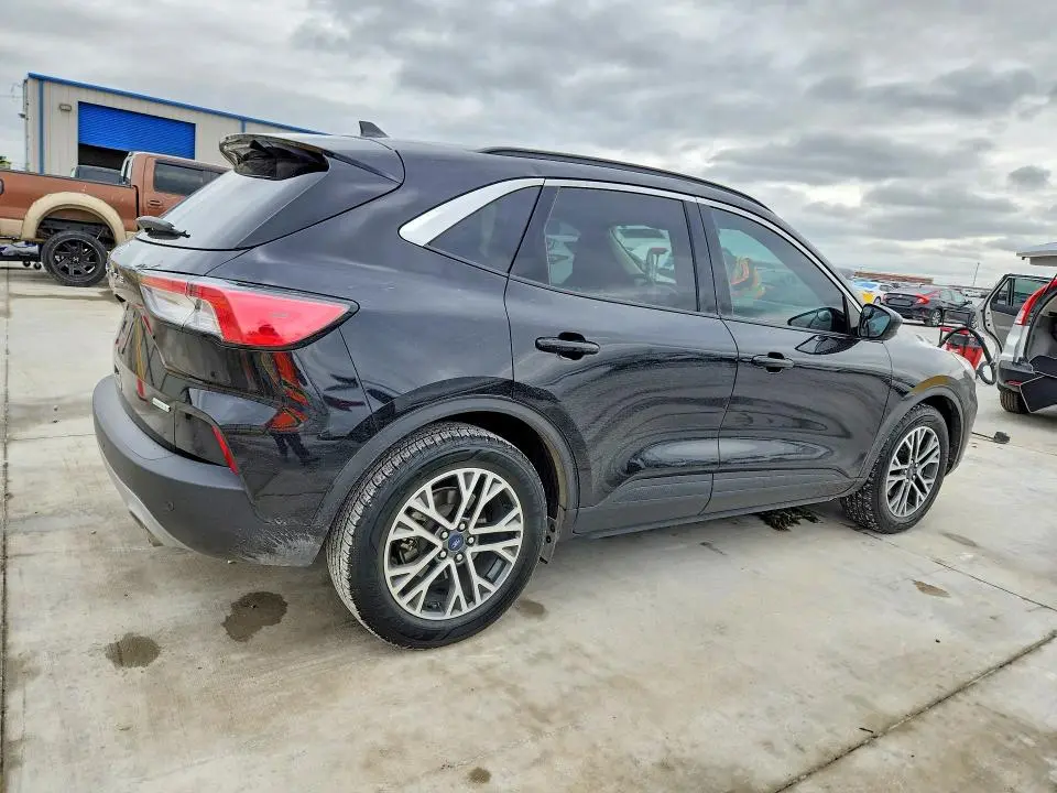 2020 FORD ESCAPE   