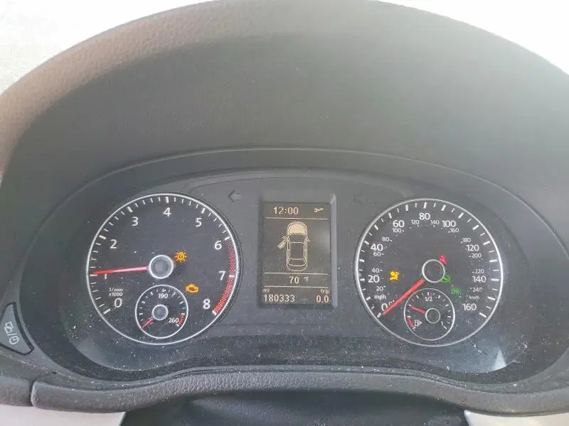 2013 VOLKSWAGEN PASSAT SE  
