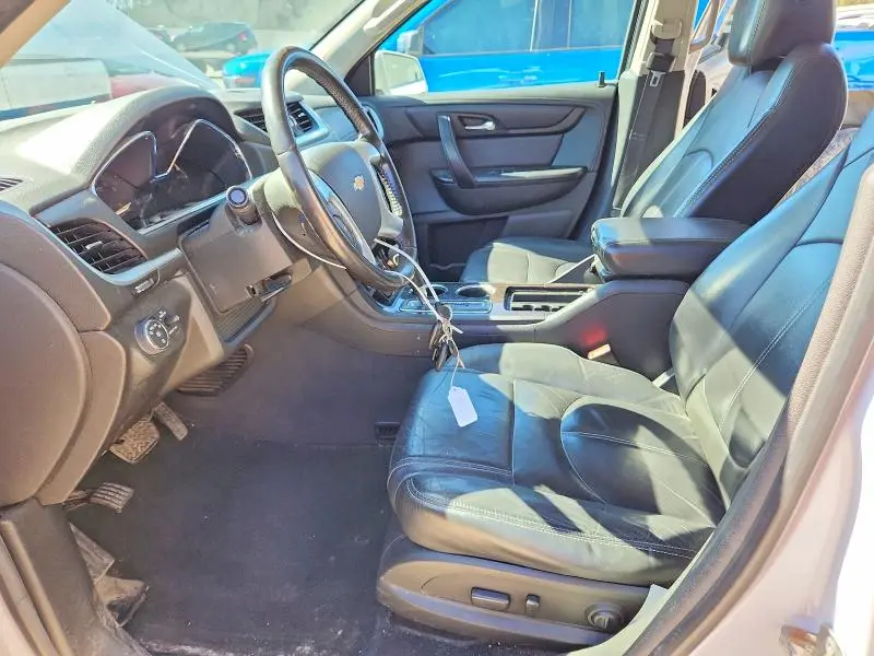 2016 CHEVROLET TRAVERSE LT  