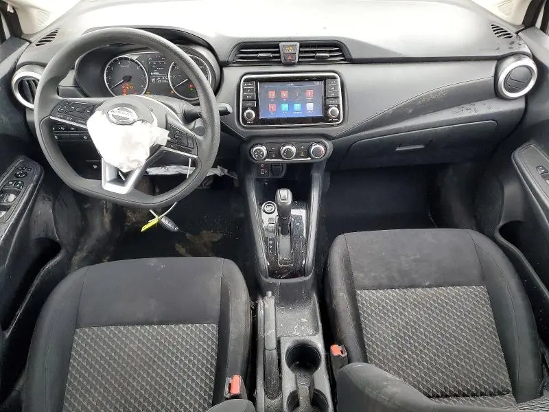2021 NISSAN VERSA S  