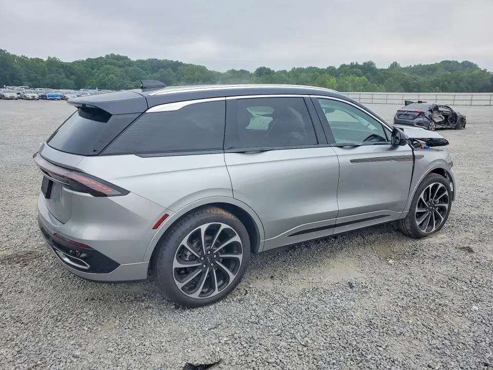 2025 LINCOLN NAUTILUS BLACK LABEL  