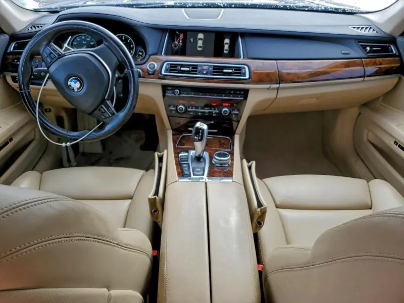 2014 BMW 750 LXI  