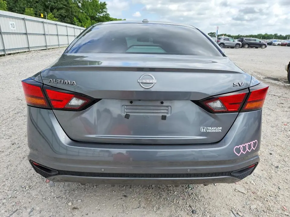 2023 NISSAN ALTIMA SV  