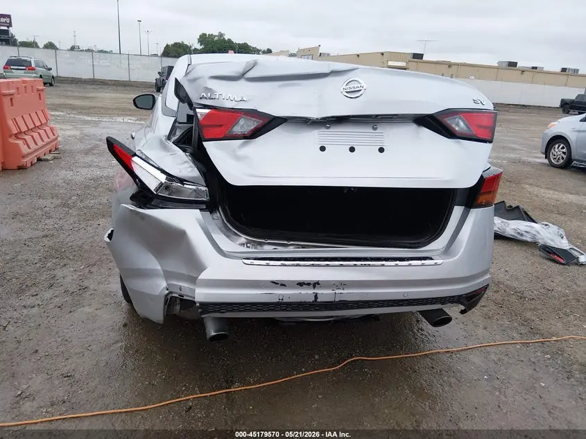 2021 NISSAN ALTIMA SV FWD