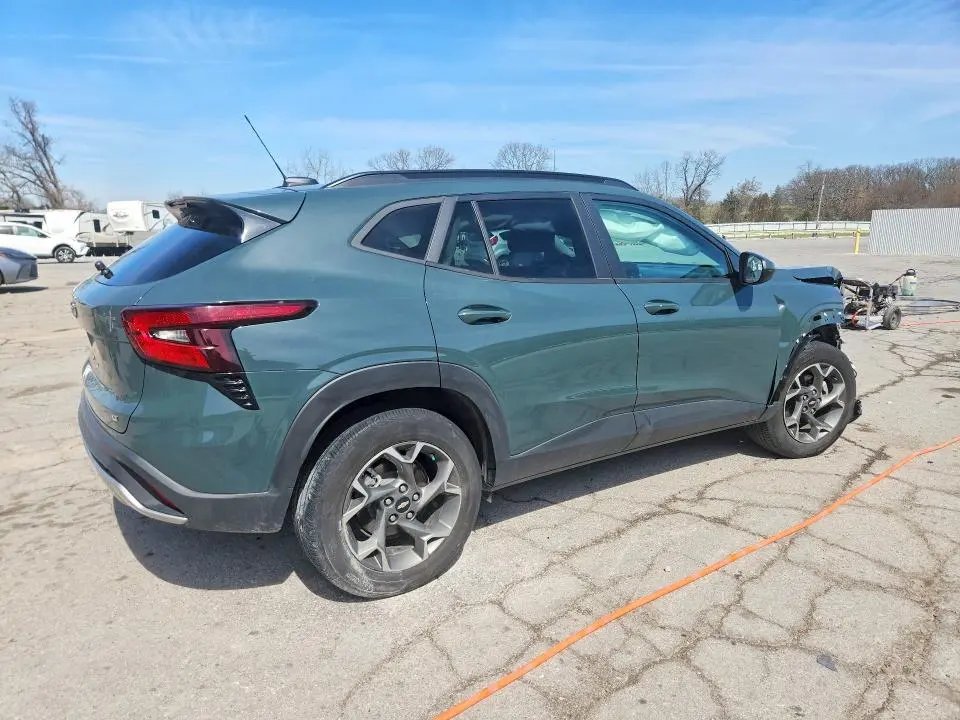 2025 CHEVROLET TRAX 1LT  