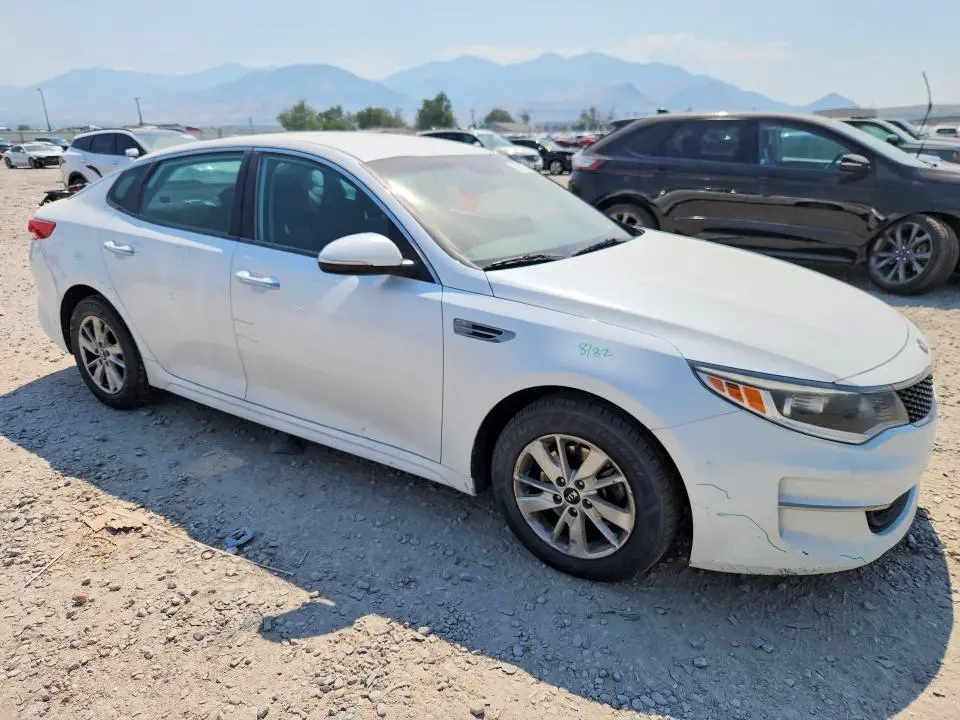 2017 KIA OPTIMA LX  