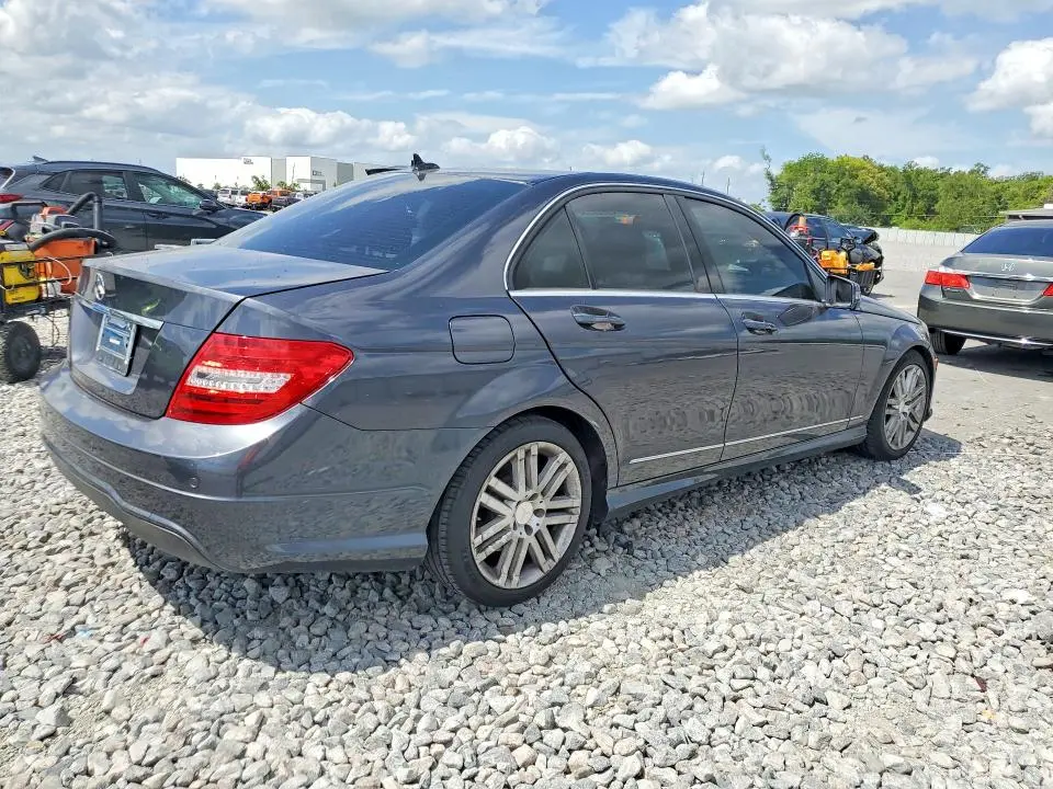 2013 MERCEDES-BENZ C 250  