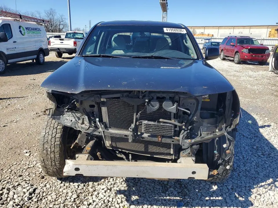 2011 TOYOTA TACOMA V6  