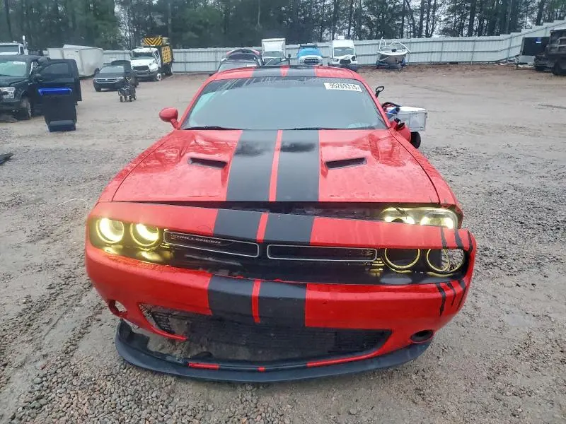 2015 DODGE CHALLENGER SXT  