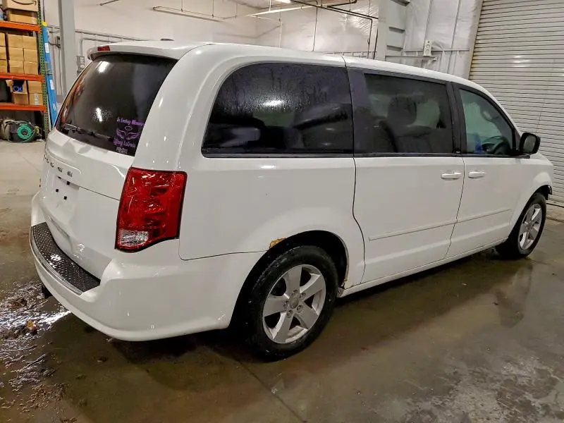 2013 DODGE GRAND CARAVAN SE  