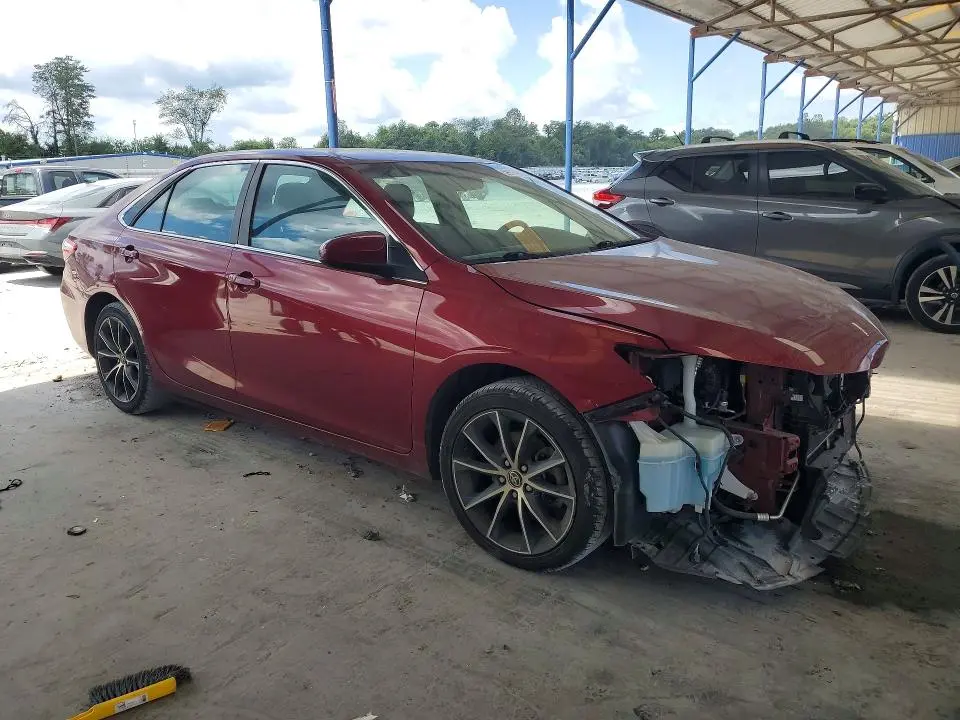 2015 TOYOTA CAMRY XSE  