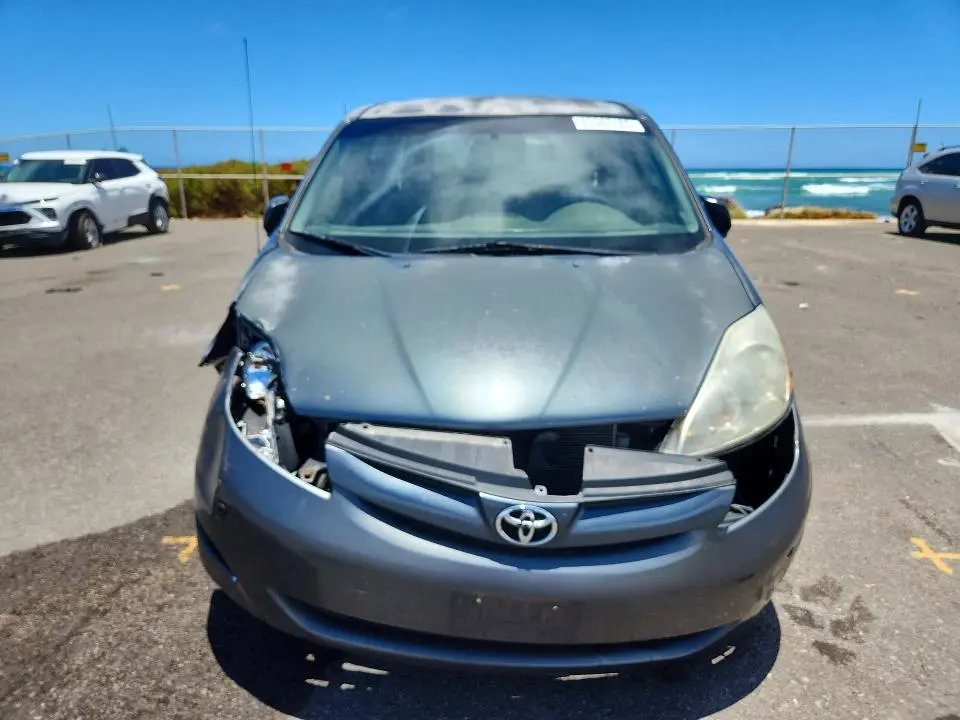 2010 TOYOTA SIENNA CE 7-PASSENGER  