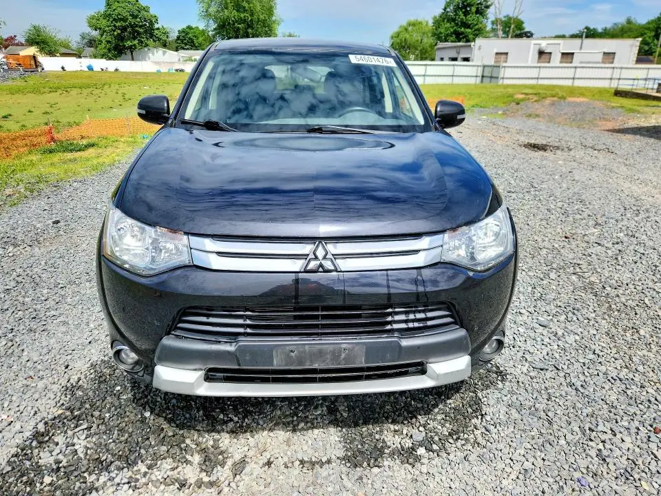 2015 MITSUBISHI OUTLANDER SE  