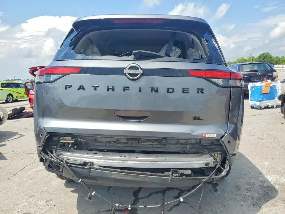 2024 NISSAN PATHFINDER SL  