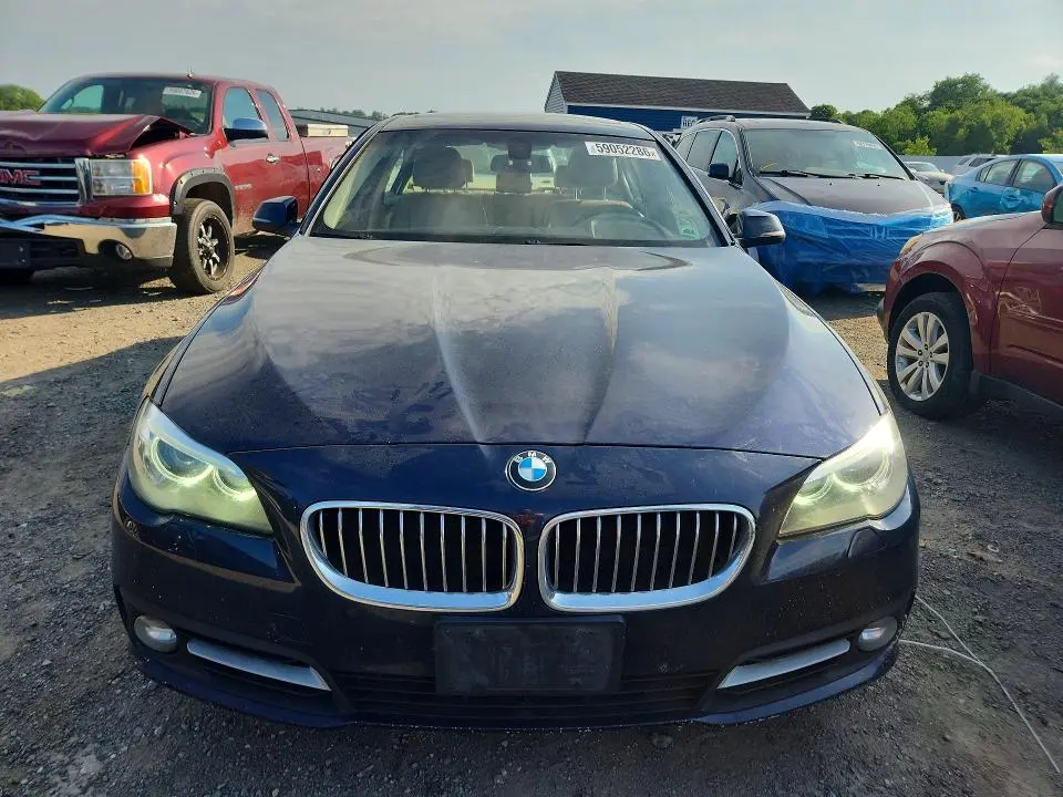 2015 BMW 528 XI  