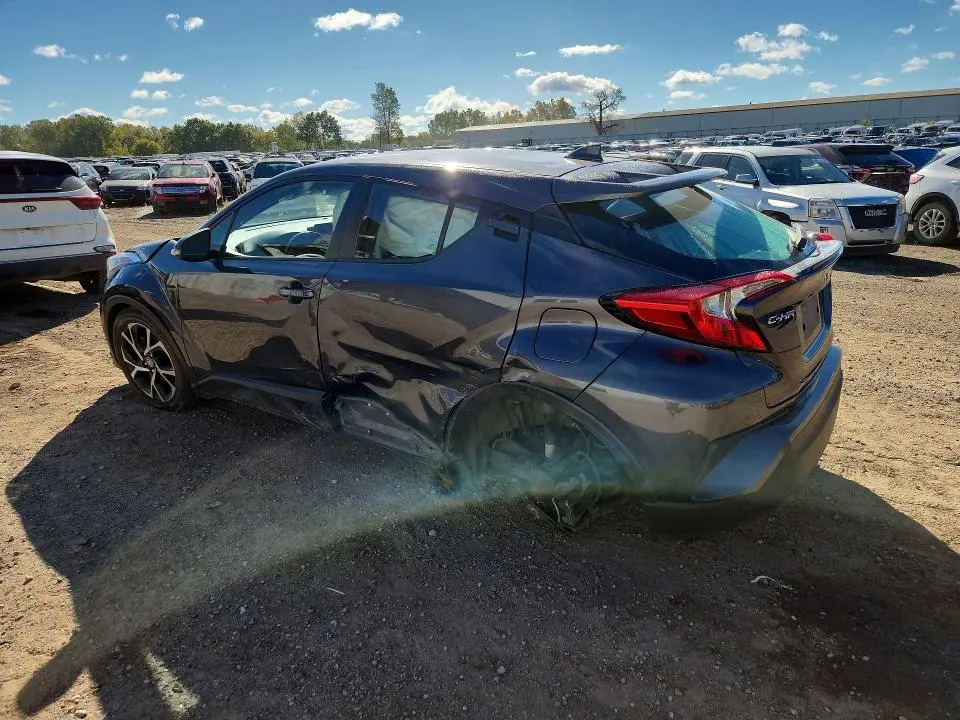 2018 TOYOTA C-HR XLE PREMIUM  