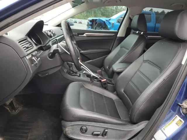 2017 VOLKSWAGEN PASSAT SE