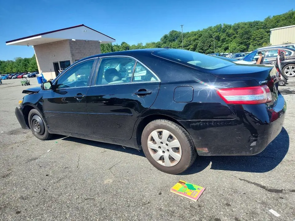 2011 TOYOTA CAMRY BASE  
