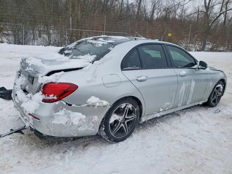 2019 MERCEDES-BENZ E 300 4MATIC  
