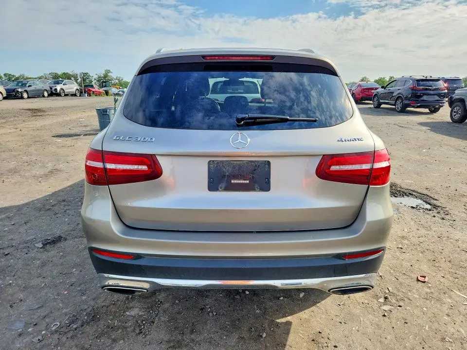 2019 MERCEDES-BENZ GLC 300 4MATIC  