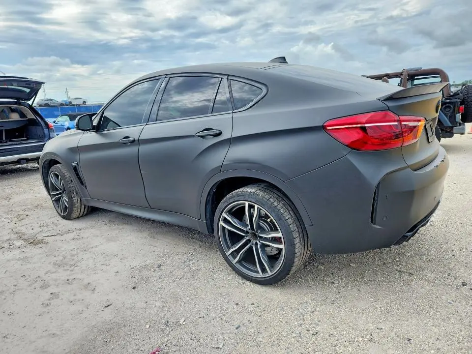 2017 BMW X6 M  