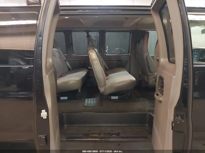 2016 CHEVROLET EXPRESS 3500 LT