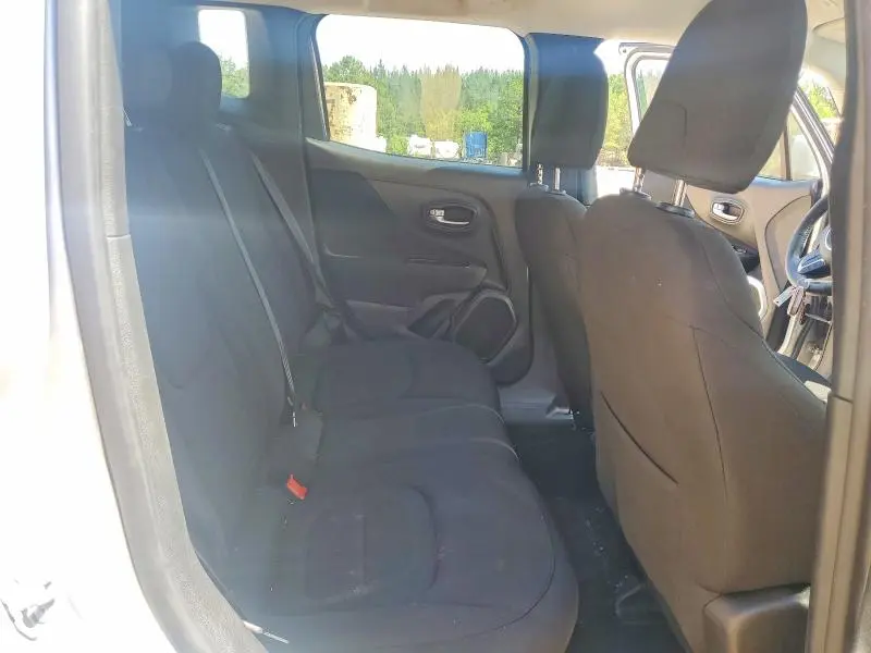 2020 JEEP RENEGADE LATITUDE  