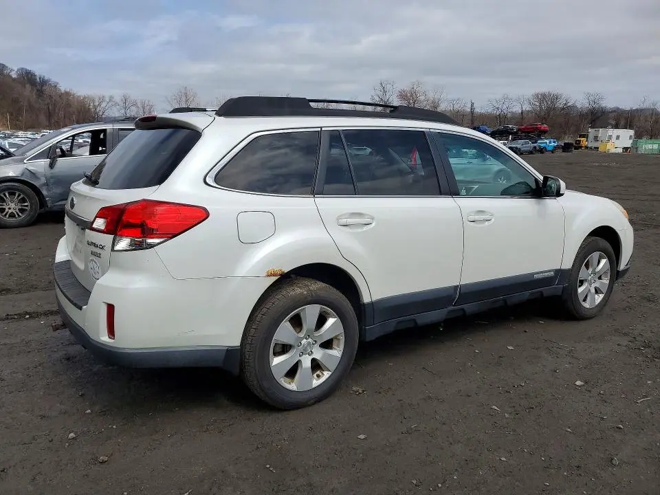 2011 SUBARU OUTBACK 2.5I PREMIUM  