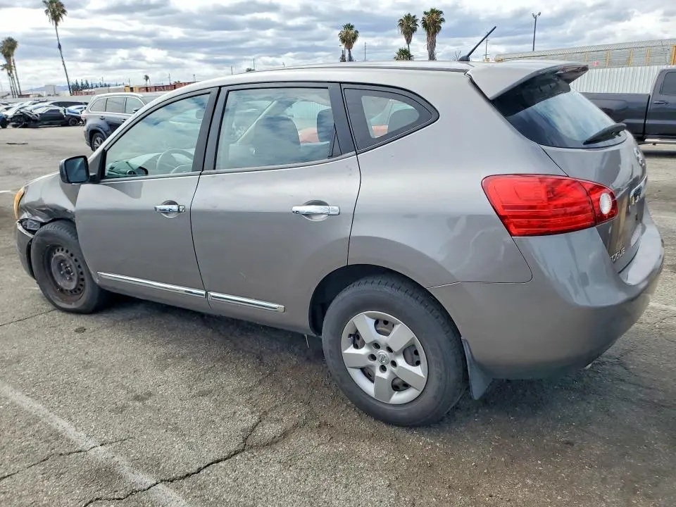 2013 NISSAN ROGUE S  