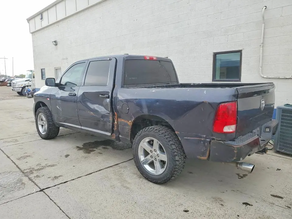 2014 RAM 1500 ST  