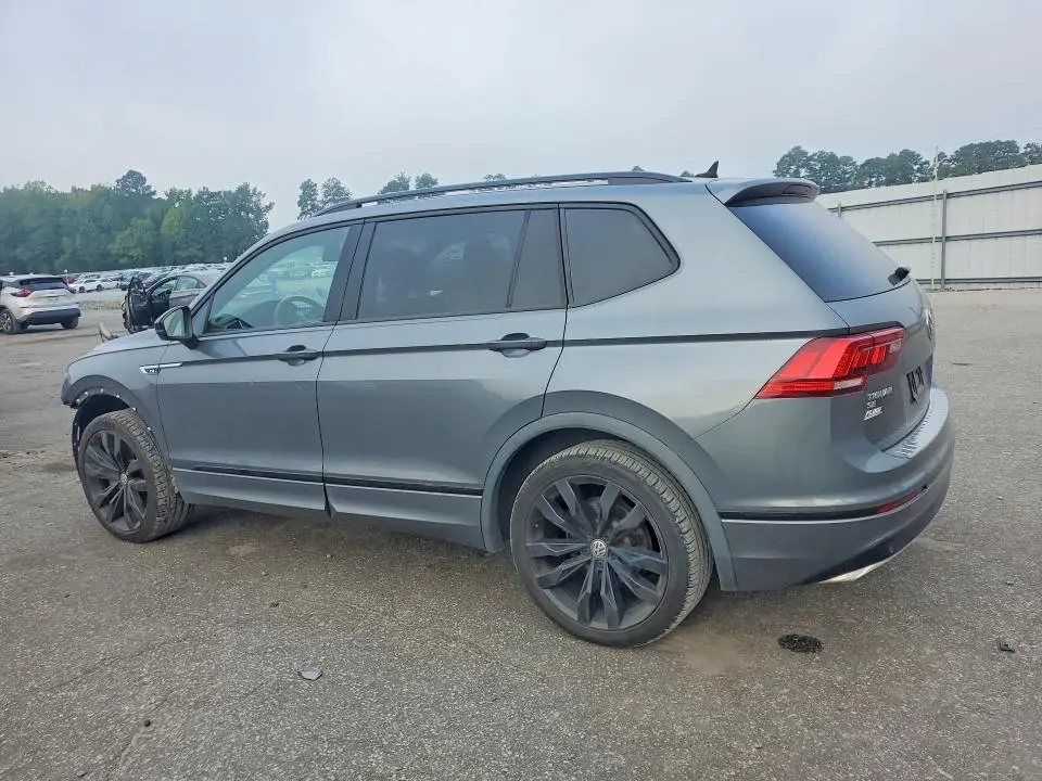 2020 VOLKSWAGEN TIGUAN SE  