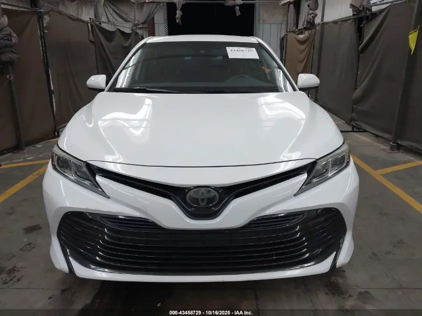 2019 TOYOTA CAMRY LE