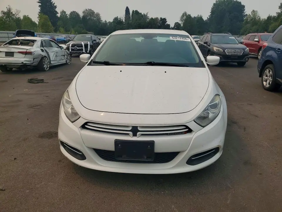 2015 DODGE DART SE  