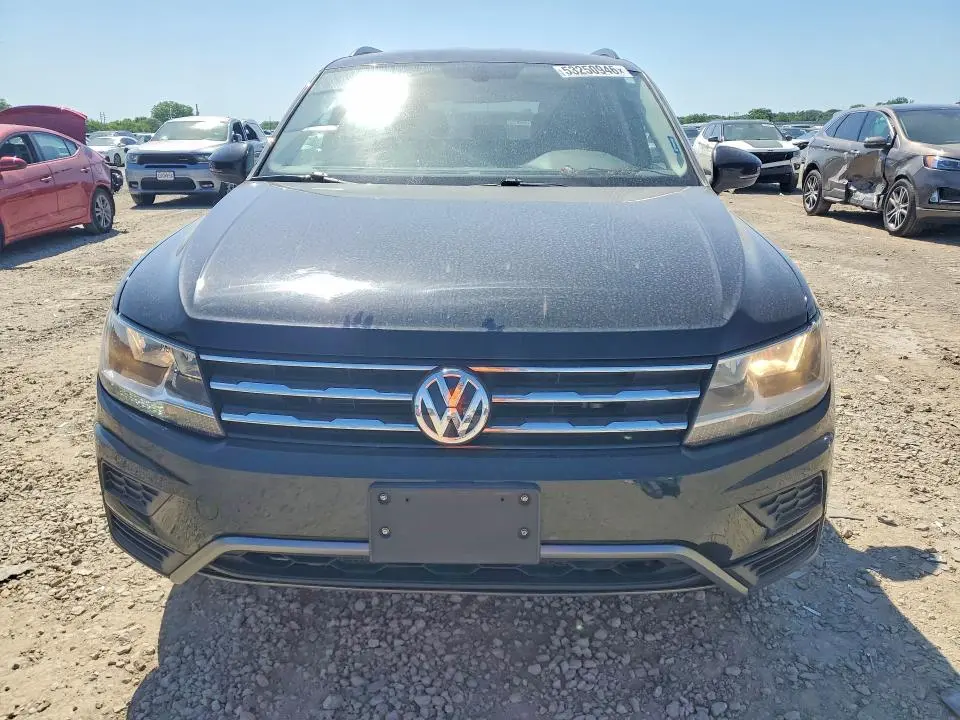 2020 VOLKSWAGEN TIGUAN SE  