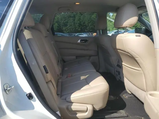 2019 NISSAN PATHFINDER S  