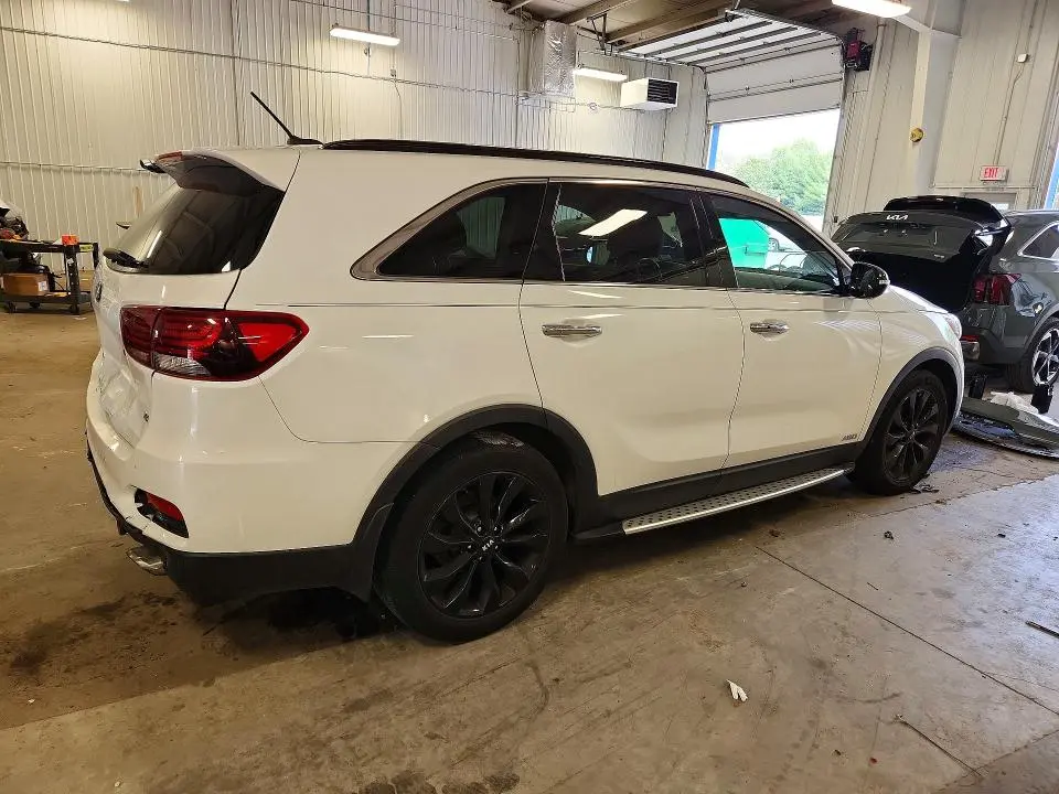 2020 KIA SORENTO S  