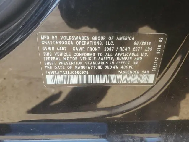 2018 VOLKSWAGEN PASSAT SE  