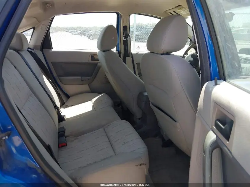 2010 FORD FOCUS SE